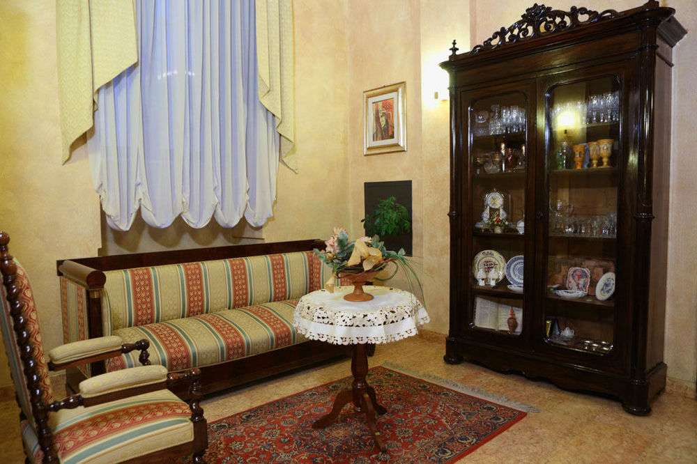Casa Isabella Exclusive Hotel มอตโตลา ภายนอก รูปภาพ