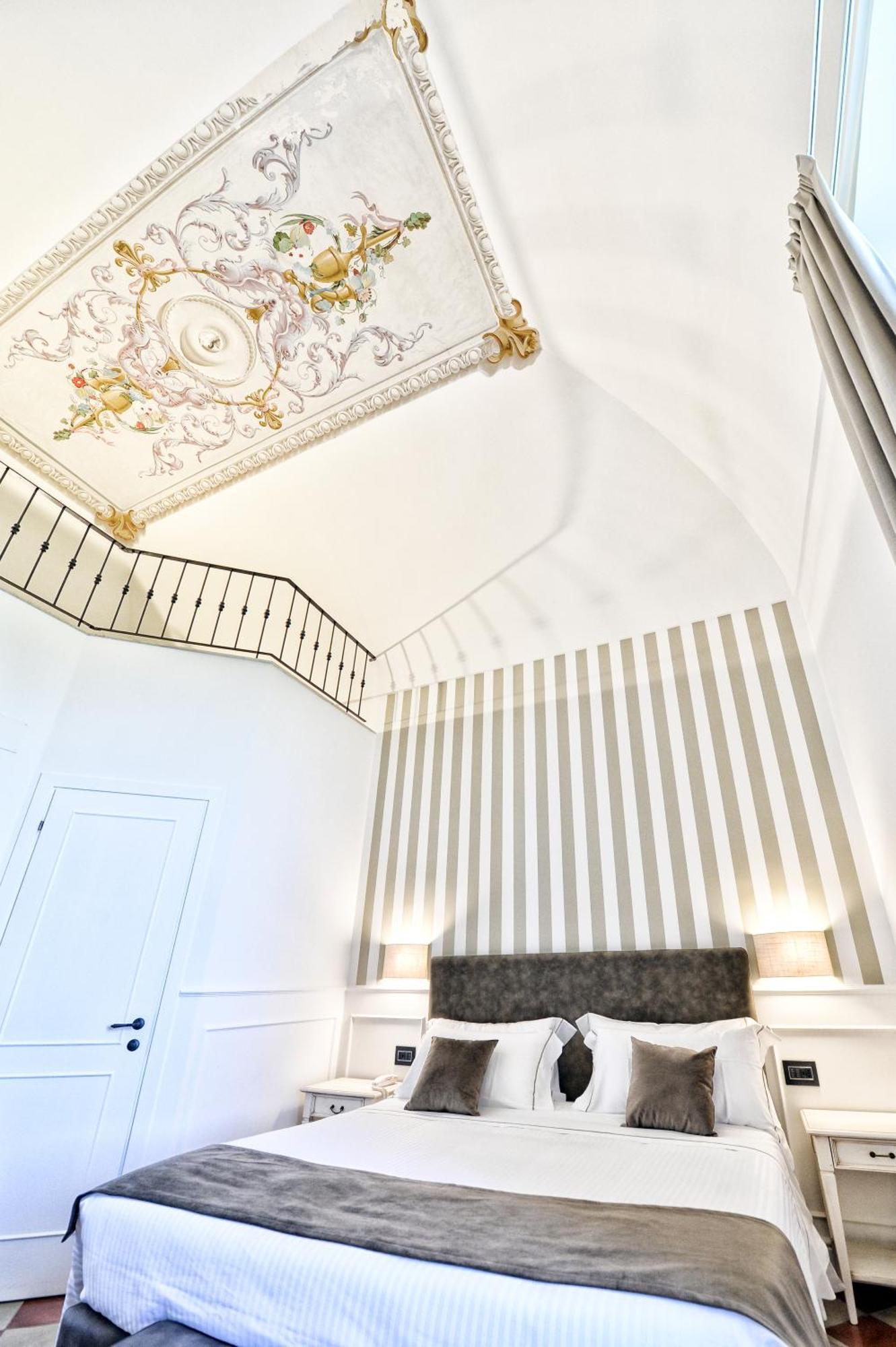 Casa Isabella Exclusive Hotel มอตโตลา ภายนอก รูปภาพ