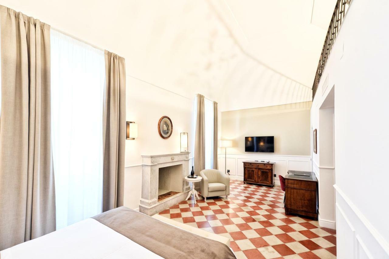 Casa Isabella Exclusive Hotel มอตโตลา ภายนอก รูปภาพ